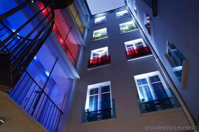 Color Design Hotel París Exterior foto